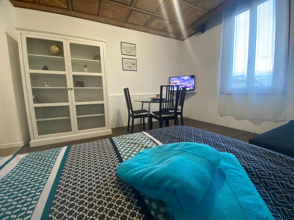 Au Bouquet Troyen - Wifi - Calme Et Tranquillite Διαμέρισμα Τρουά Εξωτερικό φωτογραφία